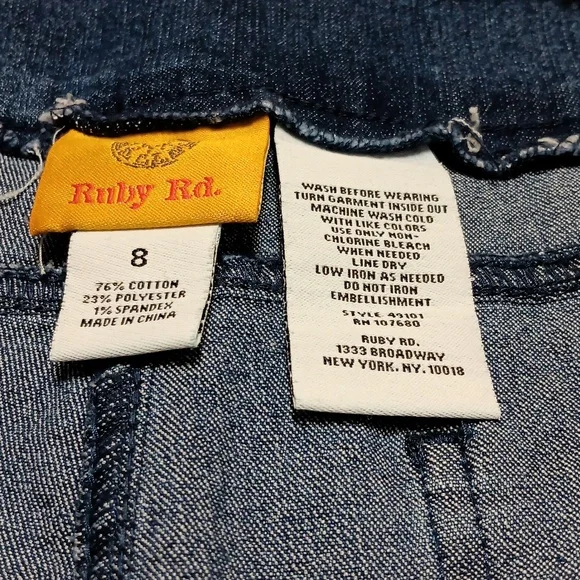 Ruby Rd. Denim Capris - Picture 5 of 5